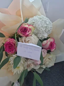 Buchet "La mulți ani mama!"